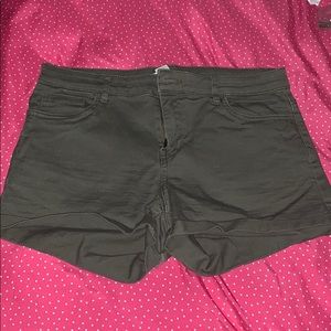 Olive Green Highwaisted Shorts